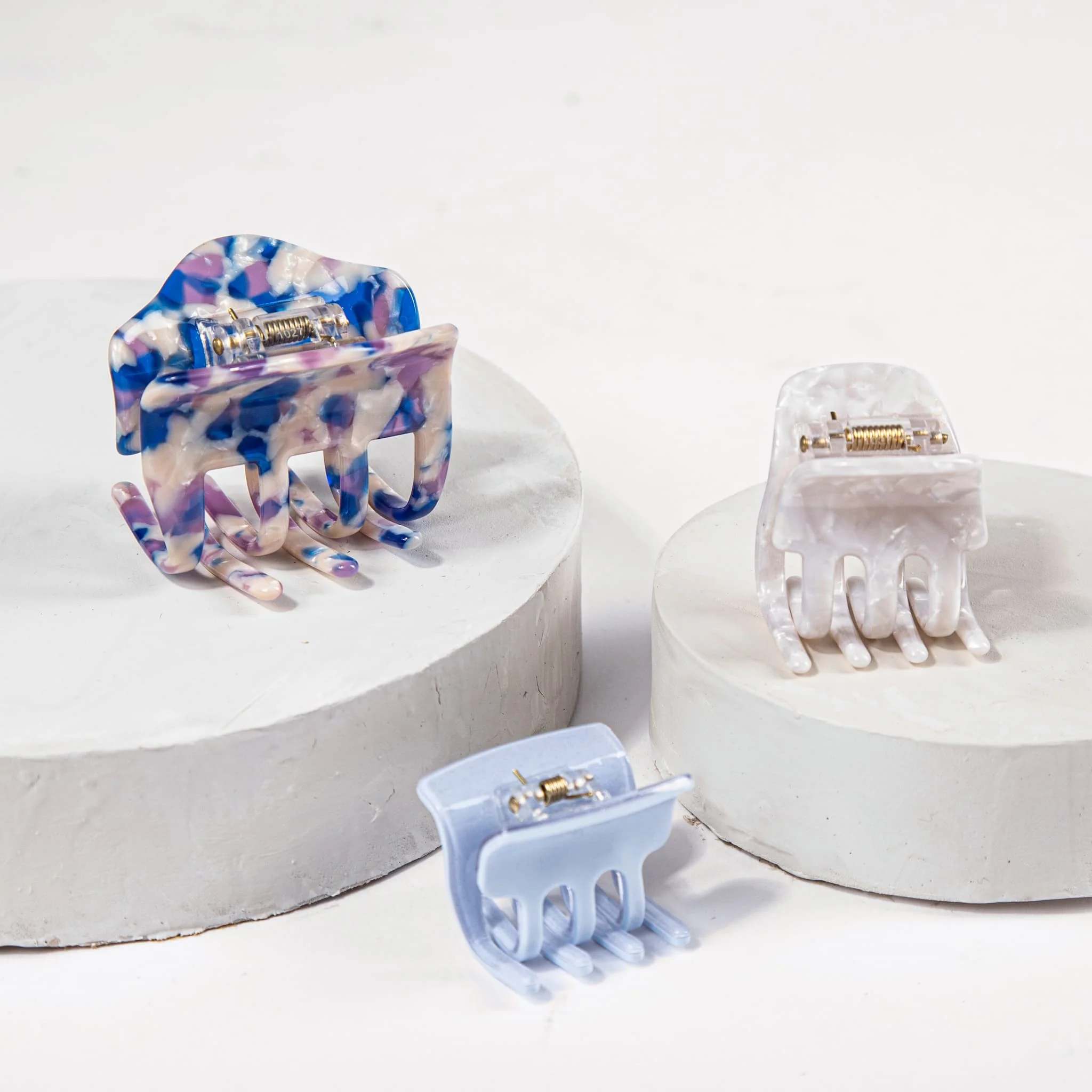 Only Curls Claw Clips - Blue Speckle - Image 2